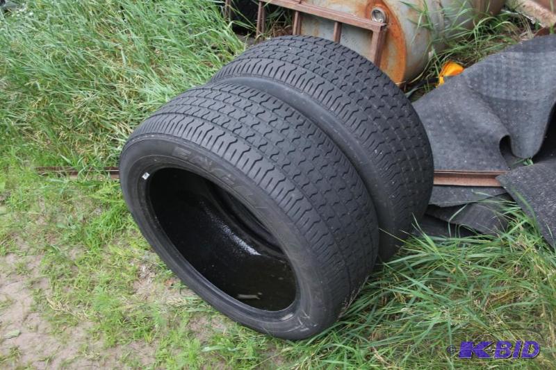 lot 19 image: (2) Eagle GT II radial tubeless tires P27545...