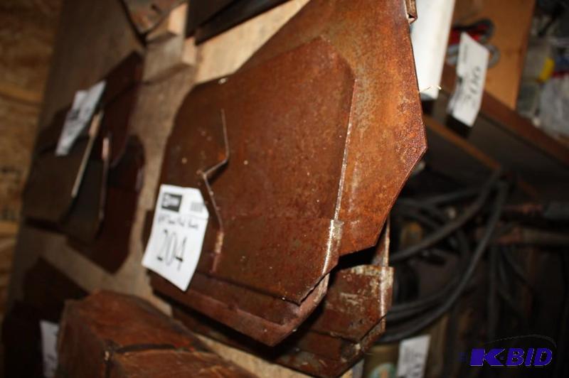 lot 204 image: Lot of (4) 14" trowel float blades...