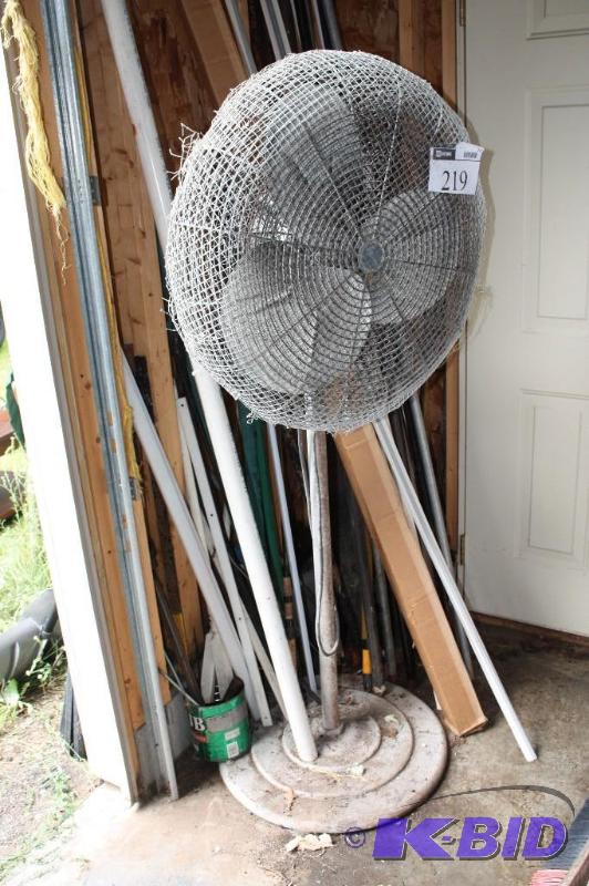 lot 219 image: Dayton brand fan...