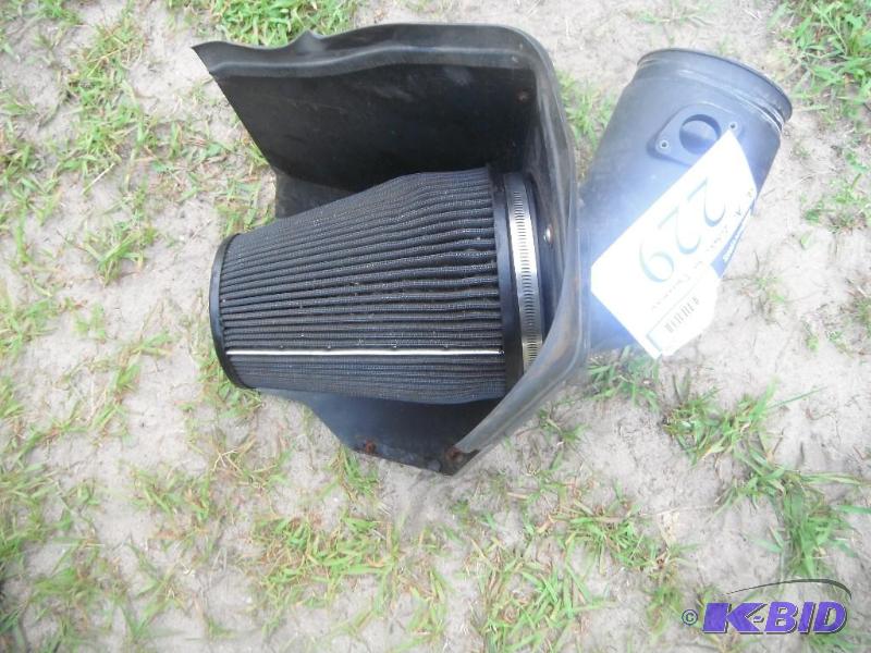 lot 229 image: 2006 Air Intake for Duramax...