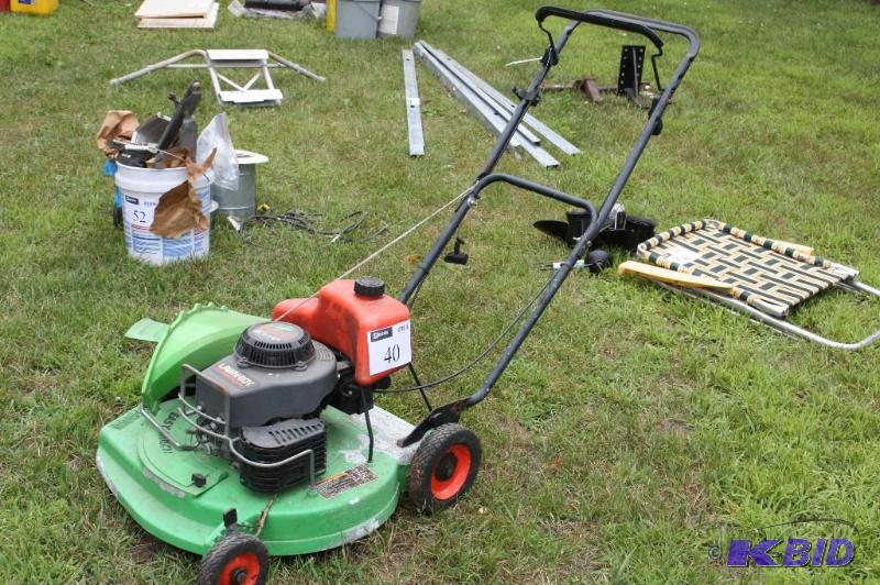 lot 40 image: Commercial Duty 6.5 hp Lawn-Boy lawnmower wit...