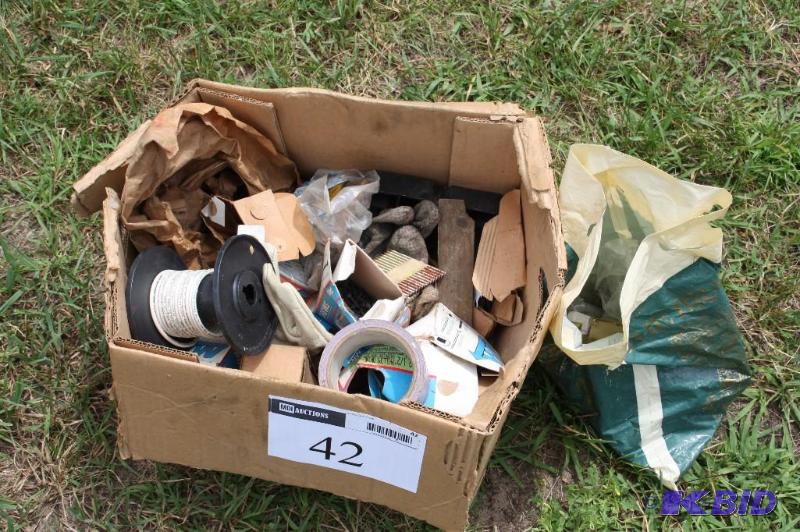 lot 42 image: Lot of various items including screws, nails,...