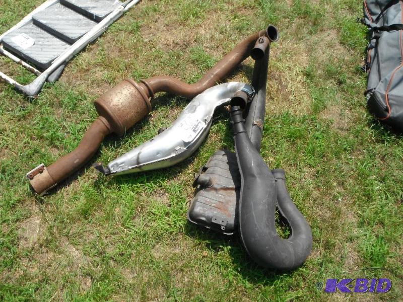 lot 92 image: Lot of (4) items including parts for (1) 800 ...