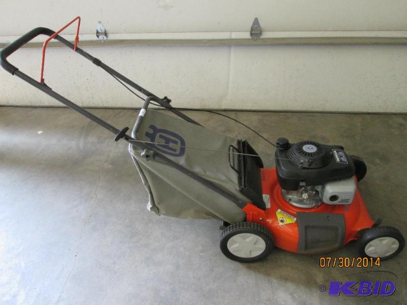 Husqvarna 21&quot Push Mower, Bagger Include...