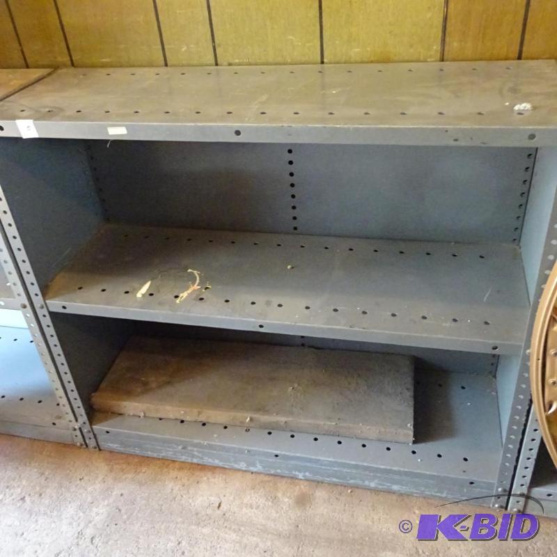 lot 10 image: 36x12x30 Metal Shelf...