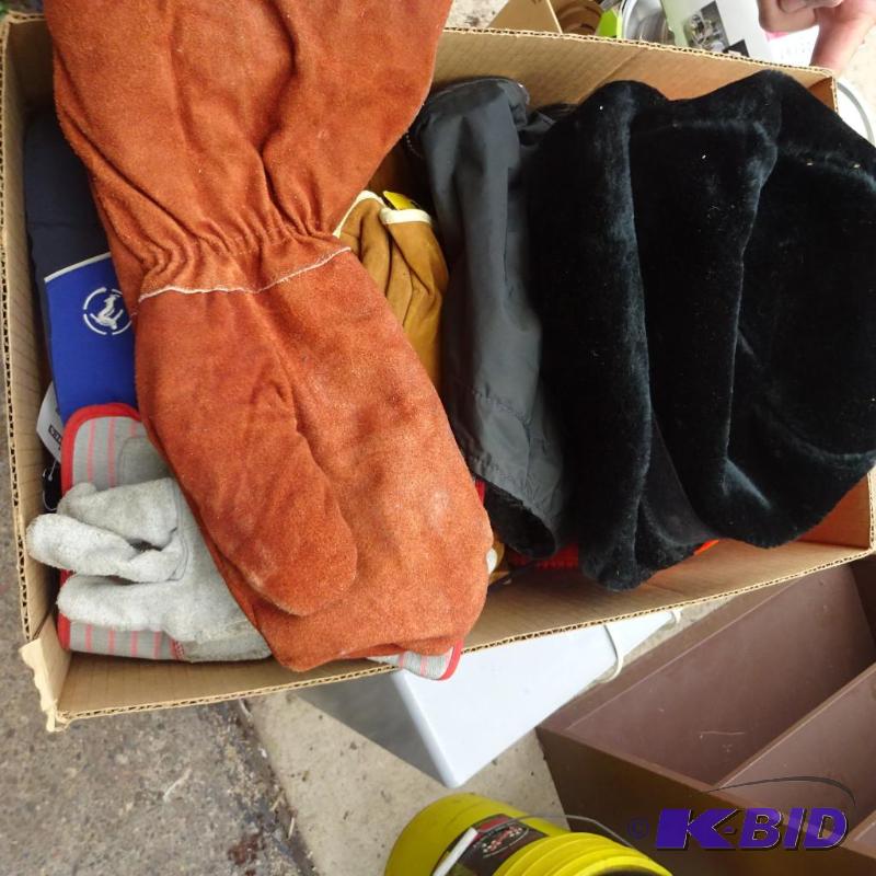 lot 130 image: Box full of Misc. Gloves and Hats...