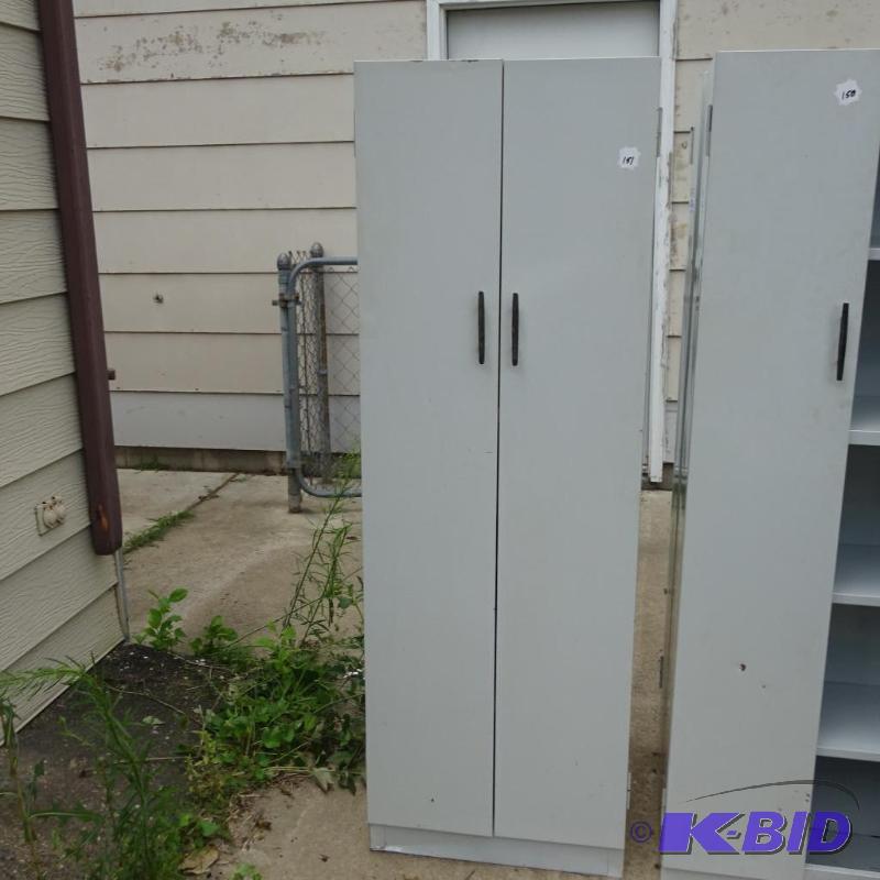 lot 151 image: 2 Door Metal Cabinet 20 x 12 x 60...