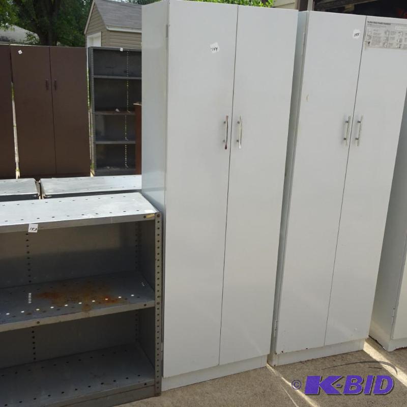 lot 154 image: 2 Door Metal Cabinet 20 x 12 x 60...