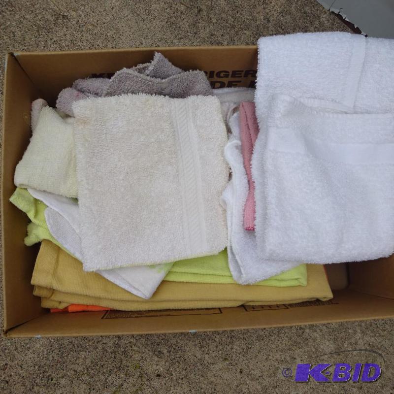 lot 157 image: Misc. Wash Clothes and Hand Towels...