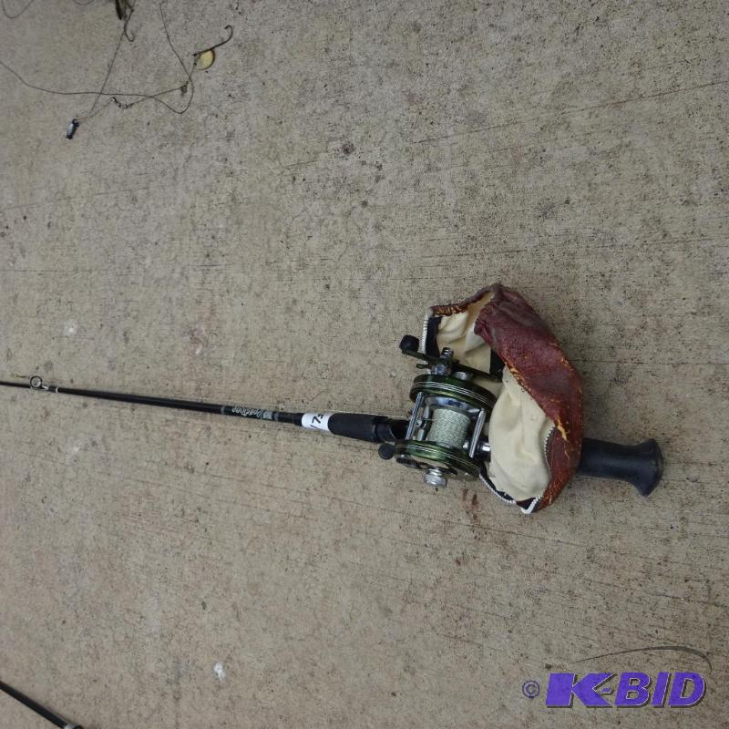 lot 175 image: Heddon Mark IV Reel with Rod. Model 3200...