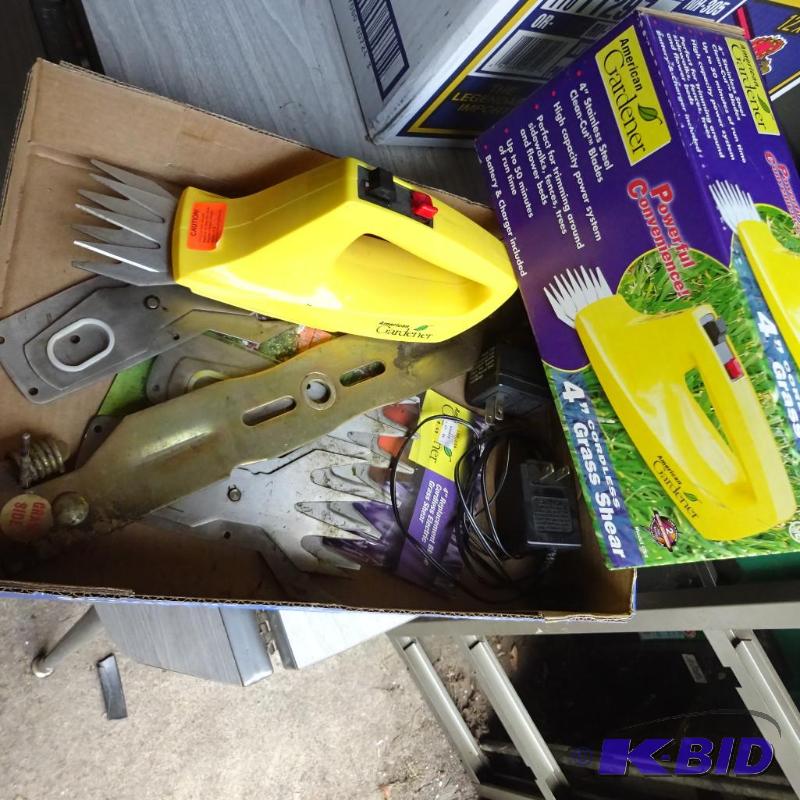lot 179 image: 2 American Gardener Cordless Grass Shears wit...