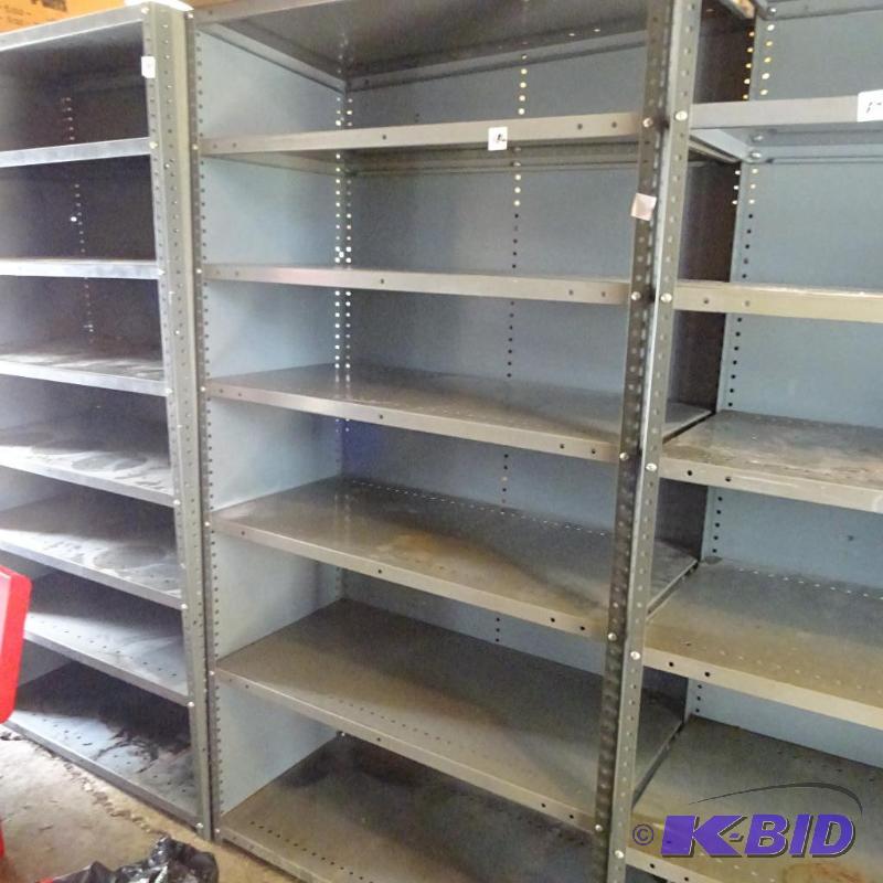 lot 186 image: Metal Shelf Unit 36 x 18 x 68...