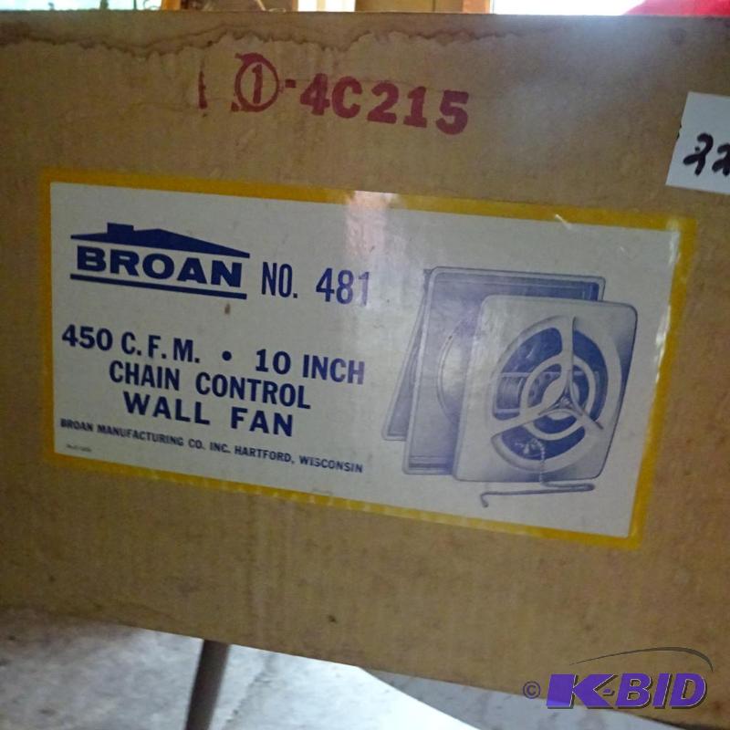 lot 223 image: Broan No 481 450 CFN 10" Chain Control W...