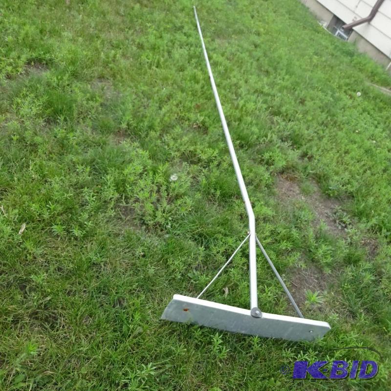 lot 301 image: Roof Snow Rake...