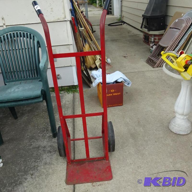 lot 302 image: Metal 2 Wheeler...