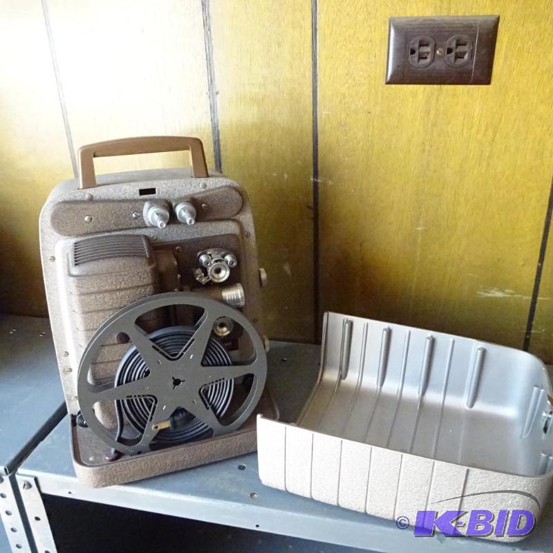 lot 65 image: Bell And Howell Projector...