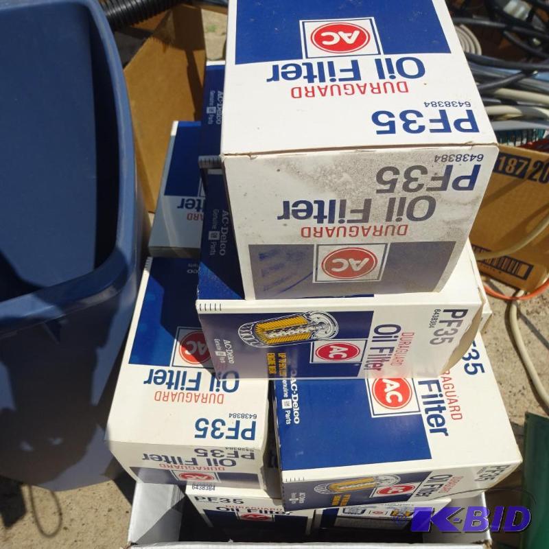 lot 77 image: 20- AC Delco PF35 Oil Filters...