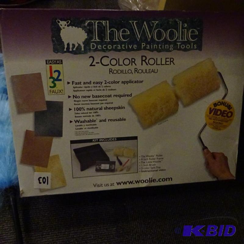 lot 103 image: The woolie 2 color roller set...