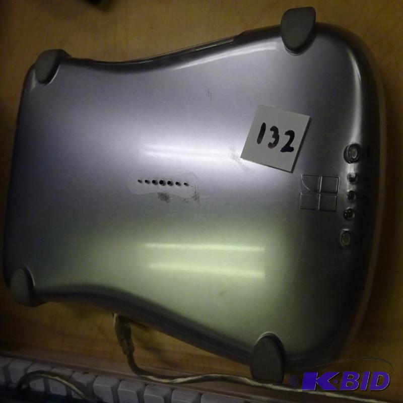 lot 132 image: Formac studio converter. No power supply...