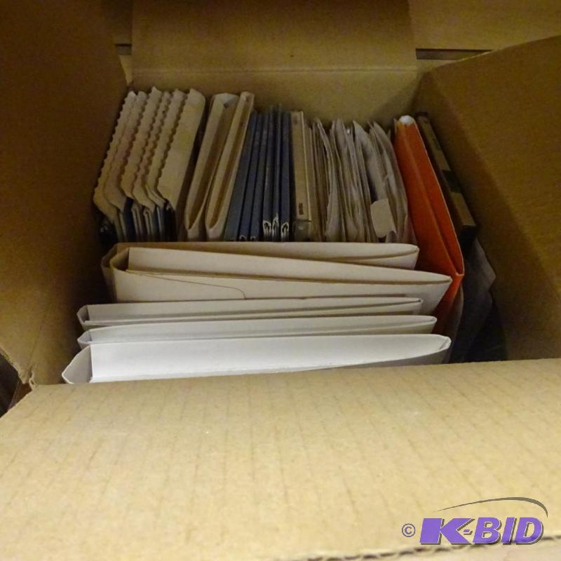 lot 153 image: Misc diagnostic discs for Apple...