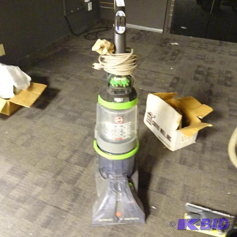 lot 175 image: Hoover spin scrub floor cleaner...