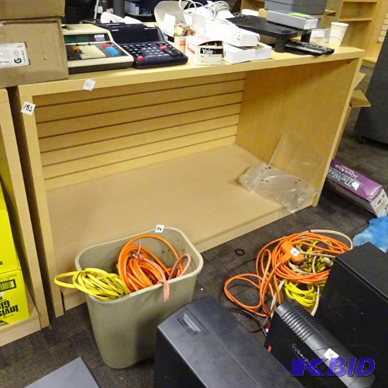 lot 182 image: Tech 1 laminate store retail display. 60 x 30...
