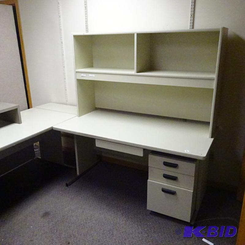 lot 202 image: 5 piece laminate desk set with 2 peds and hut...