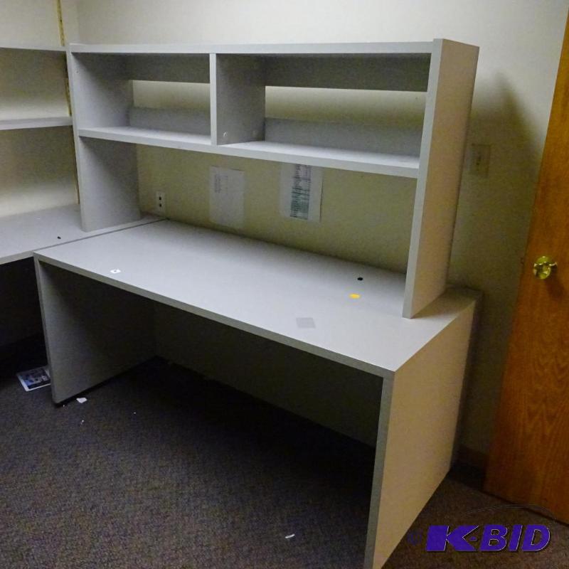 lot 206 image: Laminate desk with hutch. 65 x 30 x 63...