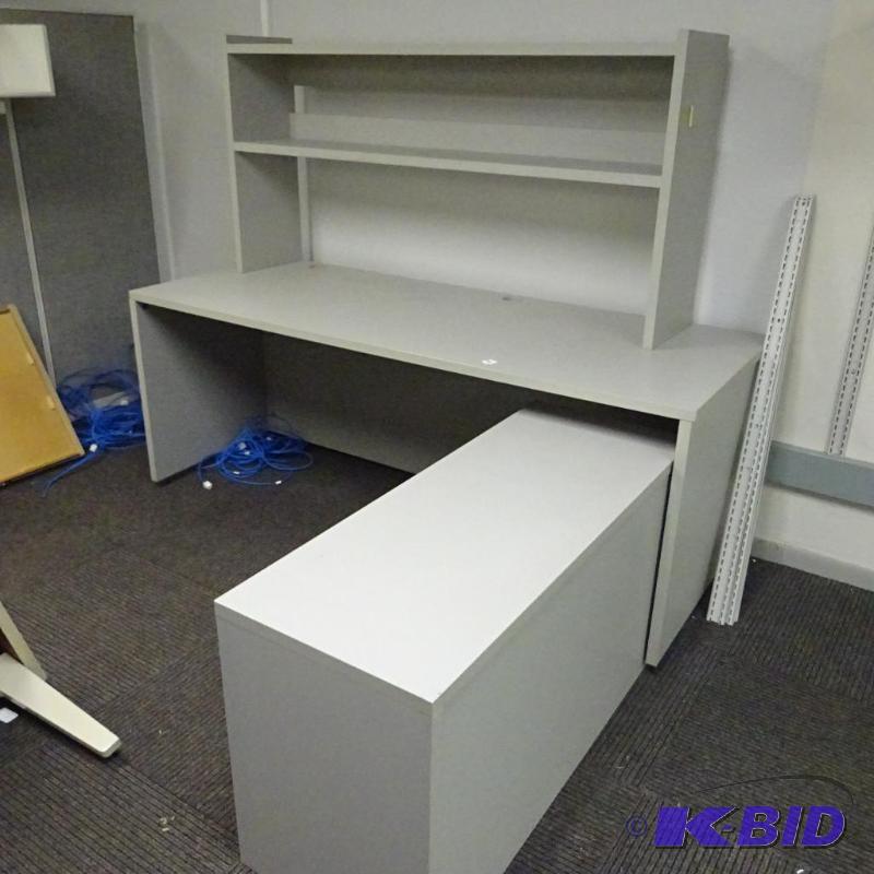 lot 217 image: Laminate desk with hutch. 78 x 30 x 63...