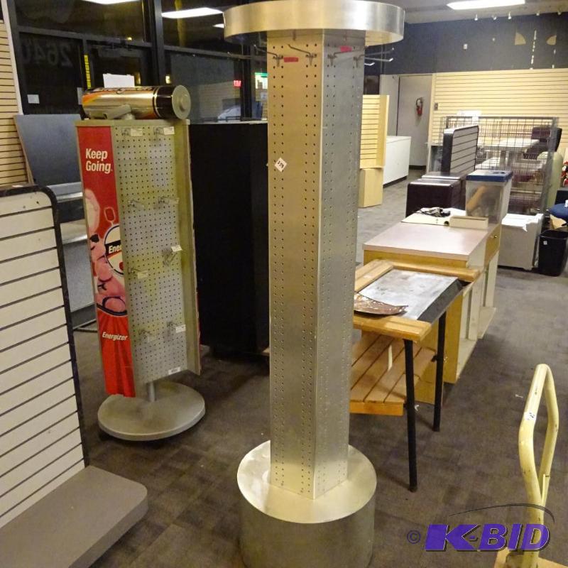 lot 258 image: Rotating peg board retail display. 20 x 72...