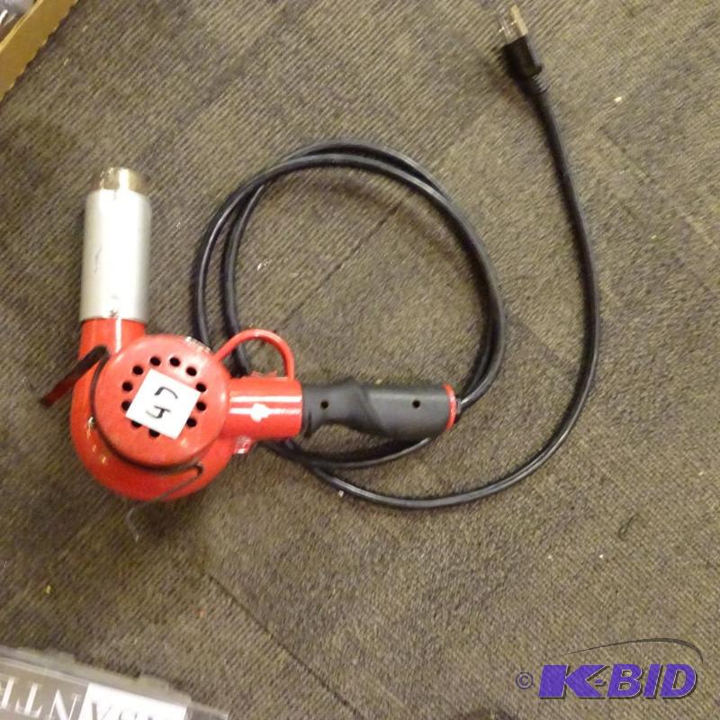 lot 47 image: MHT model 750 heat gun...