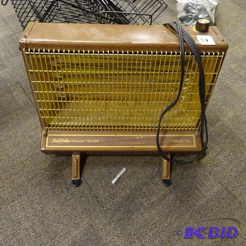 lot 54 image: True Value 1500 watt radiant heater...
