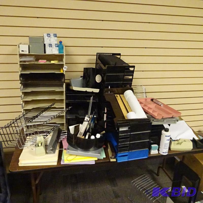 lot 87 image: Large lot of misc office suppiles and equipme...