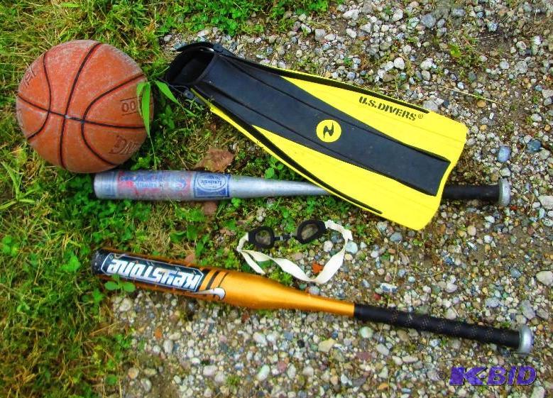 lot 117 image: mixed lot of sports gear 2 baseball bats, goo...