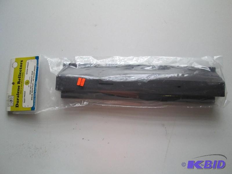 lot 207 image: New Duralene aquarium light kits. Maximum 25 ...