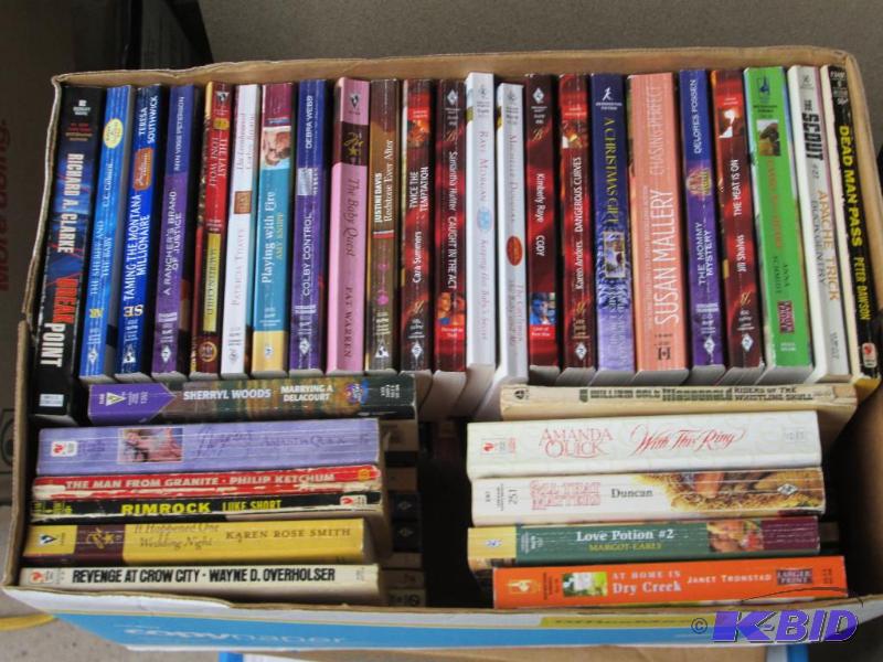 lot 22 image: Lot of assorted books...