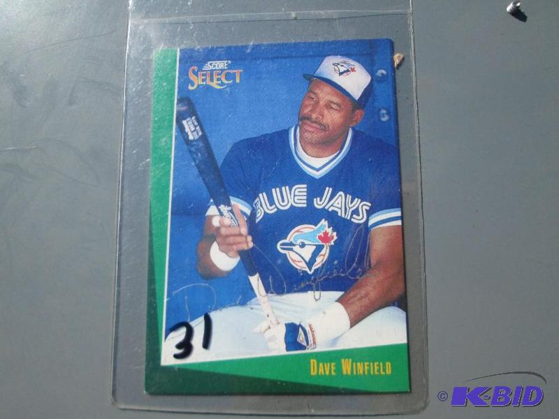 lot 330 image: Dave Winfield Score Select...