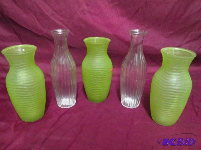 lot 359 image: New lot of 5 ribbed vases. 3 green, 8 inches ...