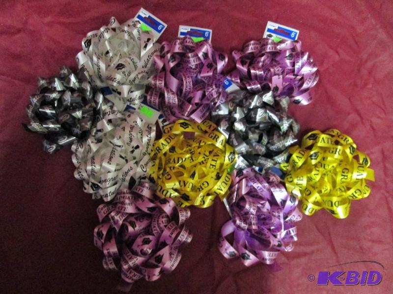 lot 379 image: Lot of 10 bows with graduation theme. Black, ...