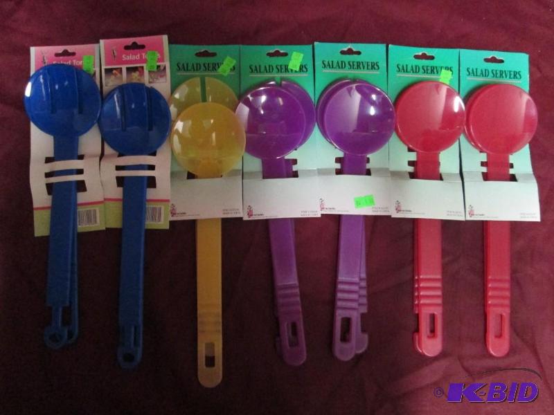 lot 382 image: 7 new sets of salad servers. New...