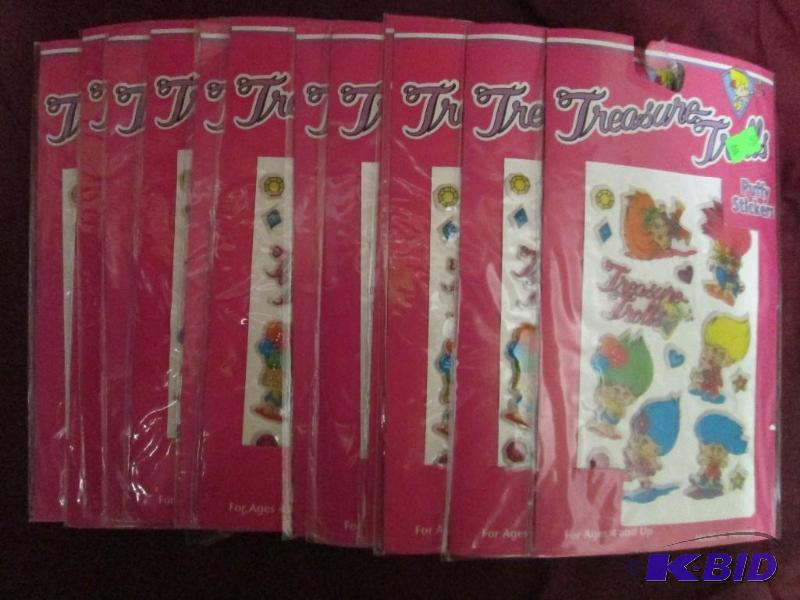 lot 420 image: Lot of 12 new packages of Treasure Trolls puf...