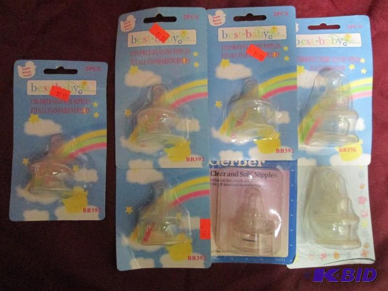 lot 426 image: Lot of 8 Best Baby silicone nipple 2-packs fo...