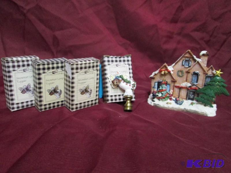 lot 432 image: Lot of new holiday items for the household. 4...