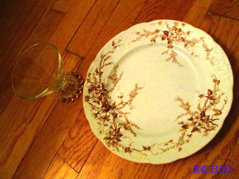 lot 70 image: Loraine porcelain plate with vintage ice crea...
