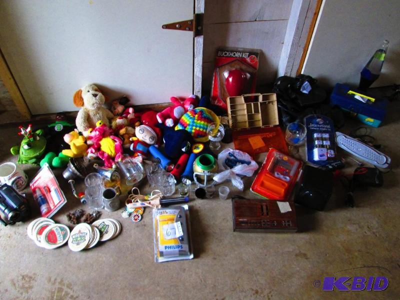 lot 89 image: HUGE lot of assorted inventory, great for a g...