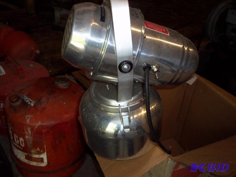 lot 110 image: Electric Fogmaster Fogger (new)