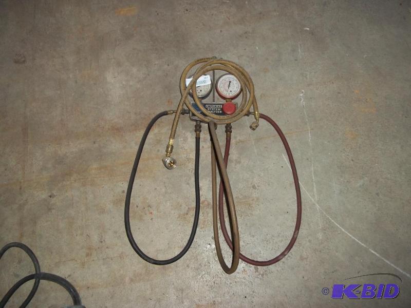 lot 167 image: R-12 AC Gauges with 134 Adapter