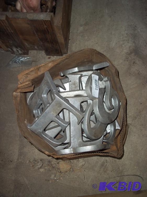 lot 177 image: Aluminum Letters