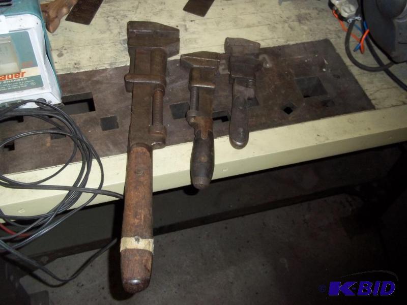 lot 230 image: 3 Monkey wrenches