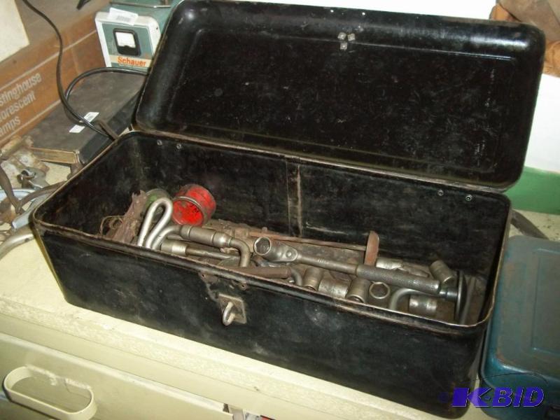 lot 248 image: Model T toolbox and tools